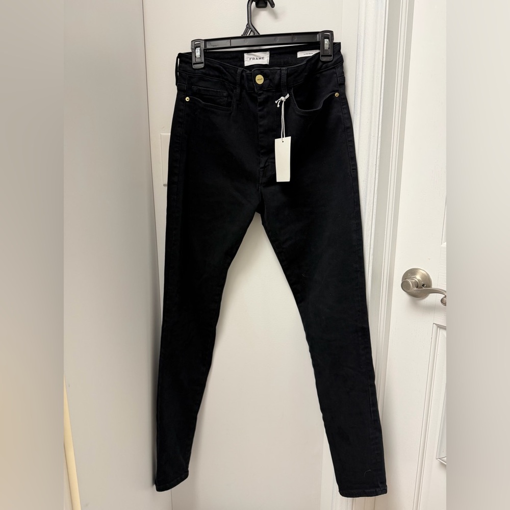 FRAME Le One Skinny Size 2 NWT